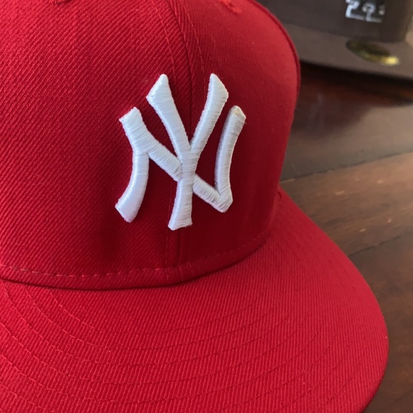 New Era YOUTH '39Thirty League' Cap New York Yankees size 7 (55.8cm) - Picture 12 of 12
